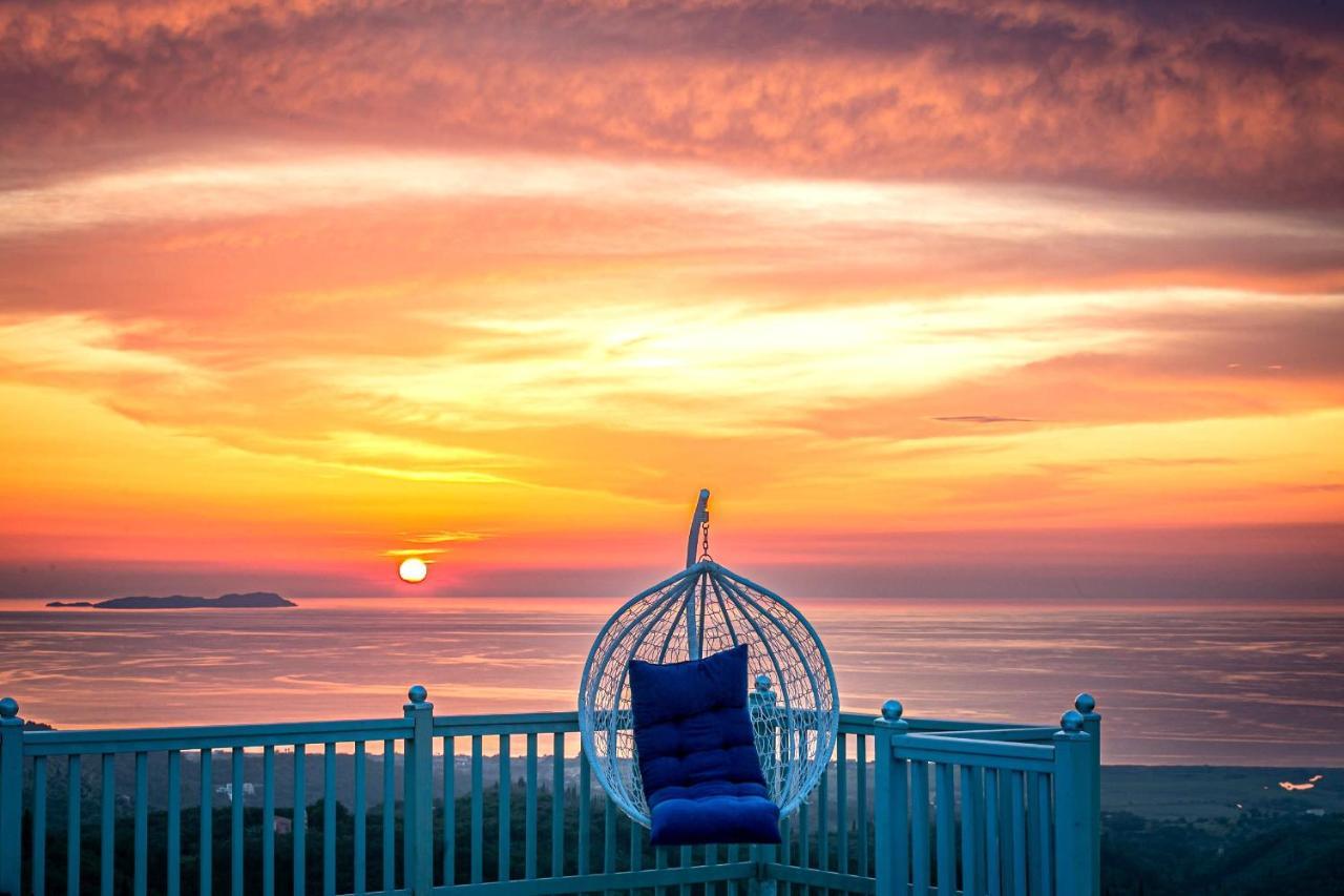 Villa Orizontas Corfu, Private Villa With Breathtaking Views Loutses エクステリア 写真
