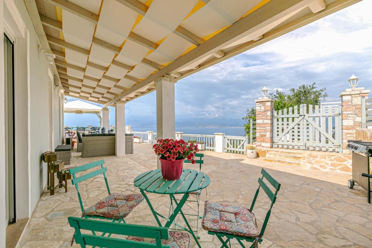 Villa Orizontas Corfu, Private Villa With Breathtaking Views Loutses エクステリア 写真