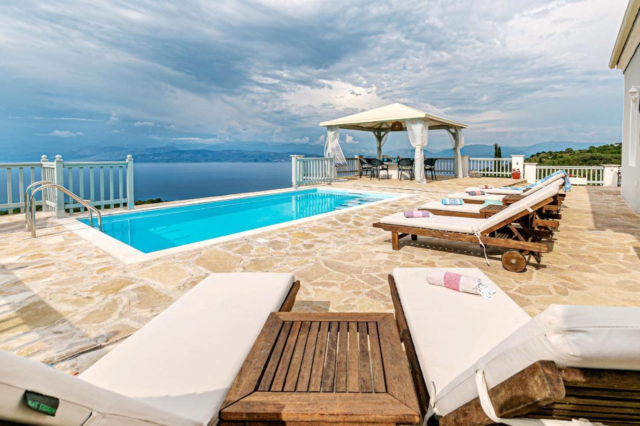 Villa Orizontas Corfu, Private Villa With Breathtaking Views Loutses エクステリア 写真