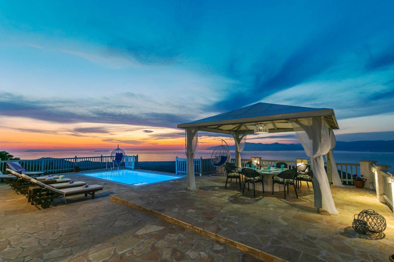 Villa Orizontas Corfu, Private Villa With Breathtaking Views Loutses エクステリア 写真